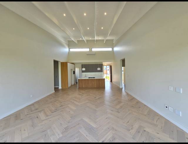 3 BEDROOM HOUSE FOR SALE IN NEW SALT ROCK CITY